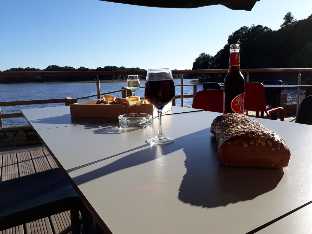 Terres De France - Le Domaine Du Moulin Neuf Hotell Rochefort-en-Terre Eksteriør bilde