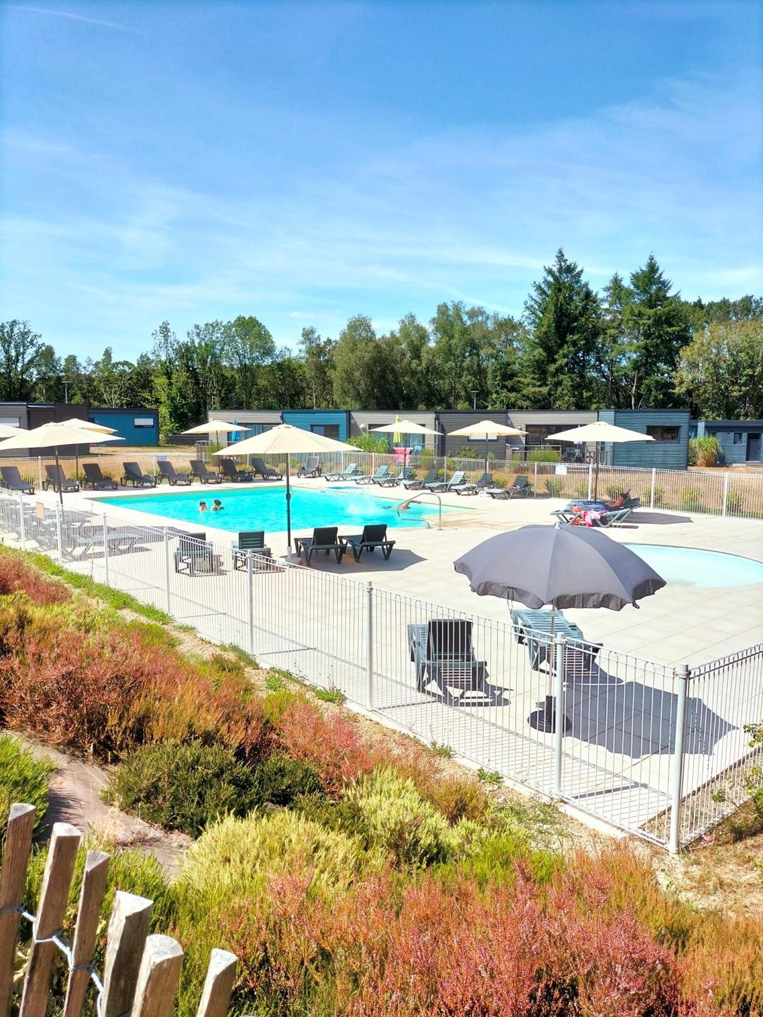 Terres De France - Le Domaine Du Moulin Neuf Hotell Rochefort-en-Terre Eksteriør bilde